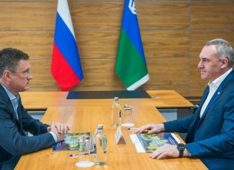 ​Руслан Кухарук рассказал Александру Новаку, как в Югре добывают нефть