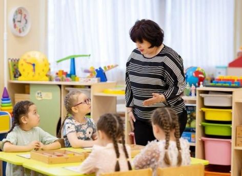 В России пообещали снизить нагрузку на учителей