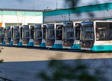 В Сургуте обновляют автопарк: в июле выйдут на линию 18 новых автобусов