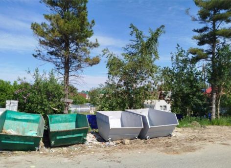 В Югре по поручению губернатора обустроят больше ста контейнерных площадок возле дач