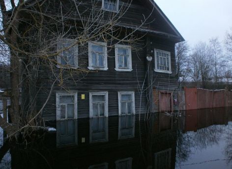 ​Если фундамент уходит под воду: можно ли спасти дом от подтопления? // СИА-ПРЕСС ОТВЕЧАЕТ
