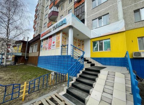 В Сургуте массовое отравление в кафе «Джонни Тунец» дошло до суда