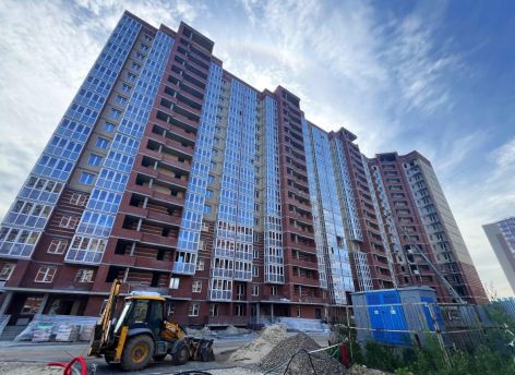 В Сургуте продолжается строительство проблемного долгостроя на улице Крылова