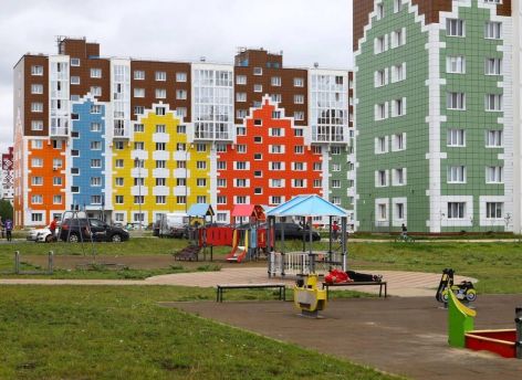 Почти тысяча семей переехала в новые дома в Сургутском районе