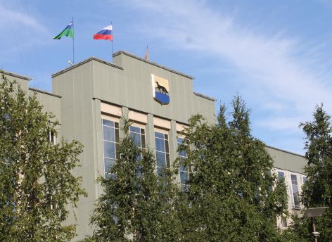 В Сургуте могут поставить памятник чиновнику
