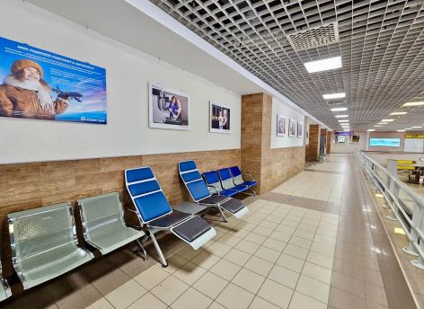 В аэропорту Сургута открыли выставку о буднях авиации