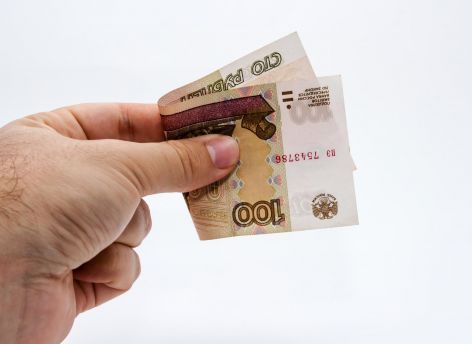 34% жителей ХМАО согласны на зарплату «в конверте»