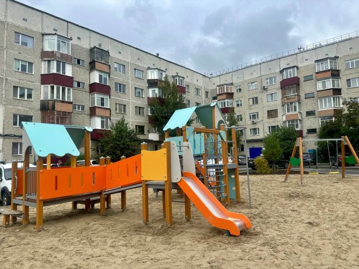 ​На проспекте Ленина в Сургуте обновили двор по инициативе жителей 