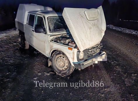 ​На трассе «Сургут − Лянтор» столкнулись две машины: пострадали четверо, в том числе ребенок