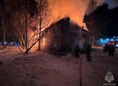 ​В Сургутском районе пожар уничтожил жилой дом: что известно