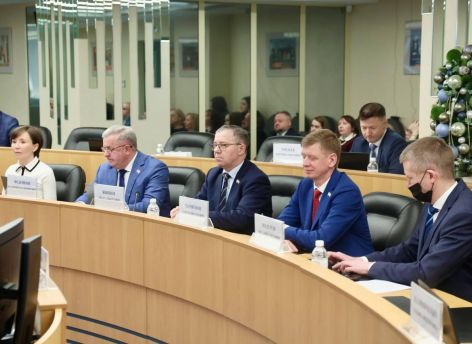 Депутатам Думы Сургута за год поступило почти тысяча обращений от горожан