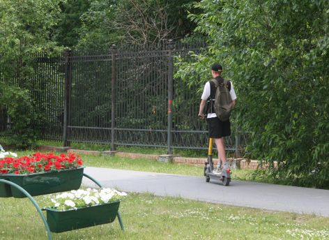 ​Власти Сургута введут новые правила для электросамокатов