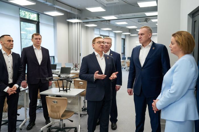 Руслан Кухарук и Владимир Якушев обсудили развитие образования на форуме «Есть результат»