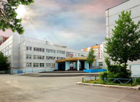 В Думе Сургута обсудили ситуацию со школой №44 после выявленных трещин