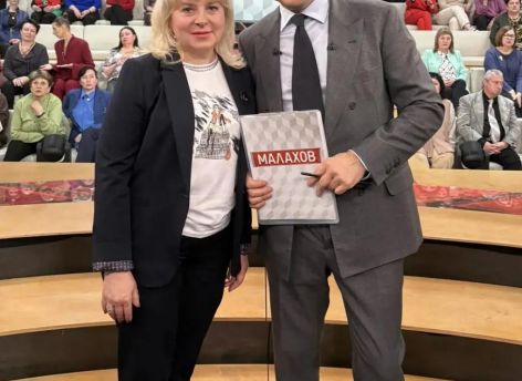 «Этот звук сирены и голос мы запомнили навсегда»: сотрудник СИА-ПРЕСС, пережившая аварию на Чернобыльской АЭС, поделилась своей историей в эфире у Андрея Малахова