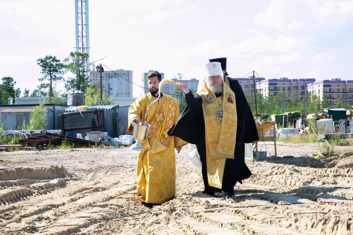 ​На Югорском тракте в Сургуте строится храм святого князя Владимира