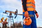 Депутат Госдумы заявил о многотысячном кадровом дефиците нефтяников в Югре