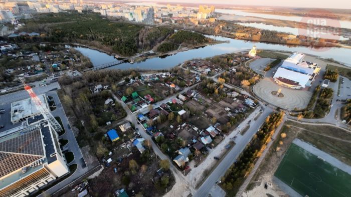 Появились первые подробности нового подхода к освоению ядра центра Сургута: меньше жилья, но «Петрушку» город построит сам