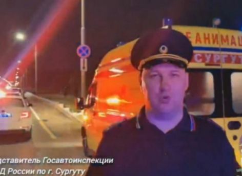 В Сургуте мотоциклист въехал в ограждение и умер от ран до приезда скорой помощи