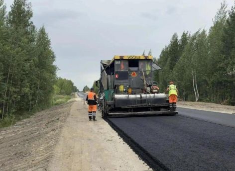 Важный участок одной из центральных междугородких трасс Югры готов на четверть