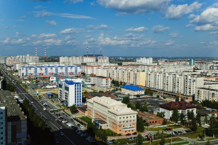 Жилстройнадзор Югры лишил две сургутские УК лицензий. Проблема коснулась десятков домов