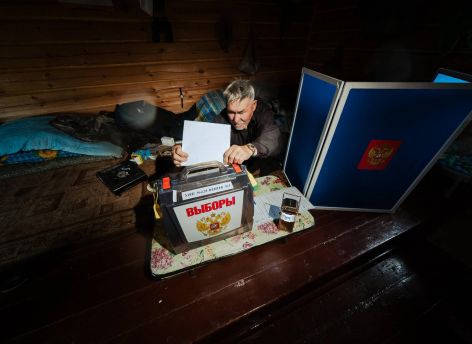 В Югре начали голосовать жители стойбищ и вахтовики
