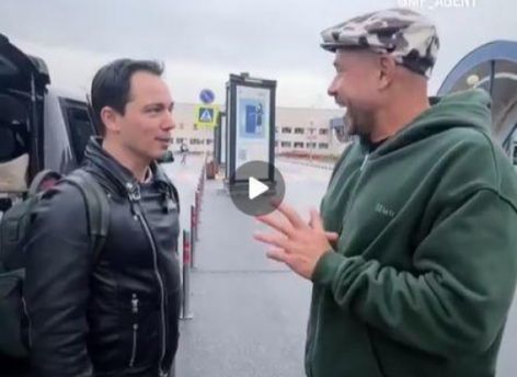 На парковке сургутского аэропорта случайно встретились два известных артиста