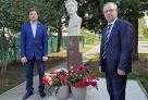 Сургут отметил 95-летие легендарного геолога Фармана Салманова
