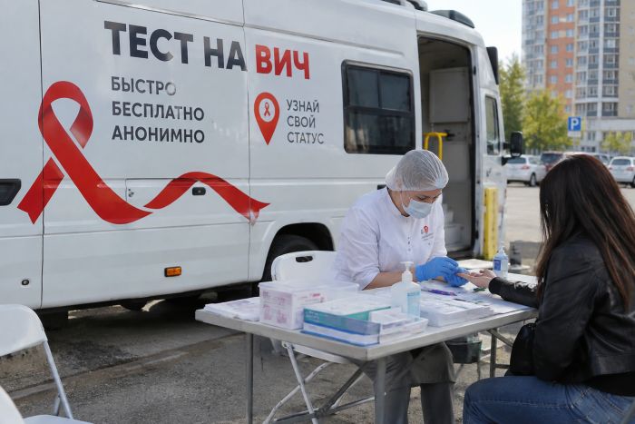 ​Жители Сургута могут бесплатно провериться на ВИЧ – но только до 2 октября