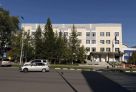 Строители планируют на год раньше завершить капремонт детской поликлиники в центре Сургута