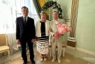 В Югре семьи, отметившие 75 и 80 лет брака, получат денежные выплаты