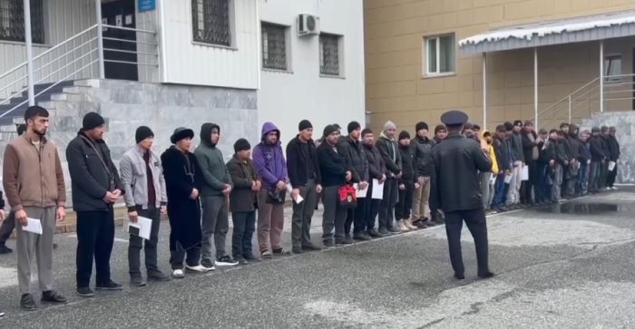Полиция Сургута провела миграционный рейд: 143 административных дела, 69 уголовных