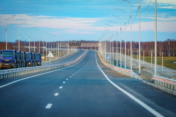 Сургутский мост «Звезда Оби» отмечает первую годовщину открытия