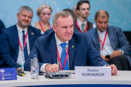 Холодно и много энергии — Руслан Кухарук предложил размещать центры обработки данных в Югре