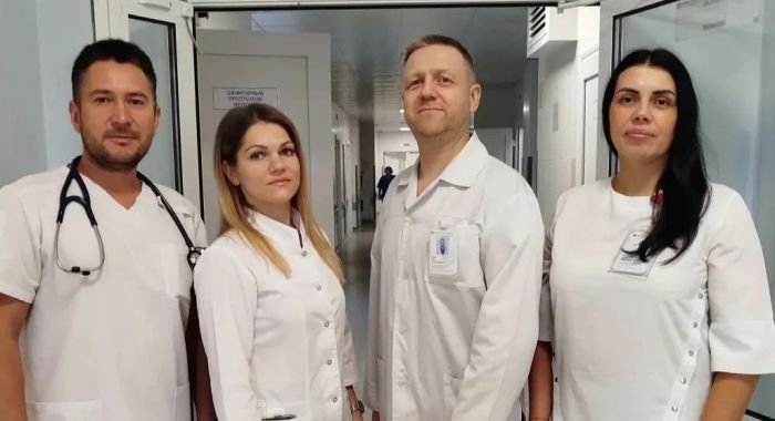 Югорчанин остался без гортани после рака IV степени, а сургутские врачи ее «собрали» заново
