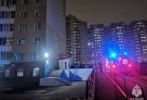 В Сургуте ночью произошел пожар на 13-м этаже дома, пламя начало распространяться по фасаду